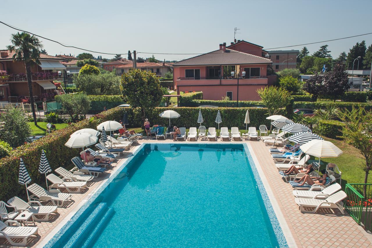 Hotel Paradiso باردولينو المظهر الخارجي الصورة